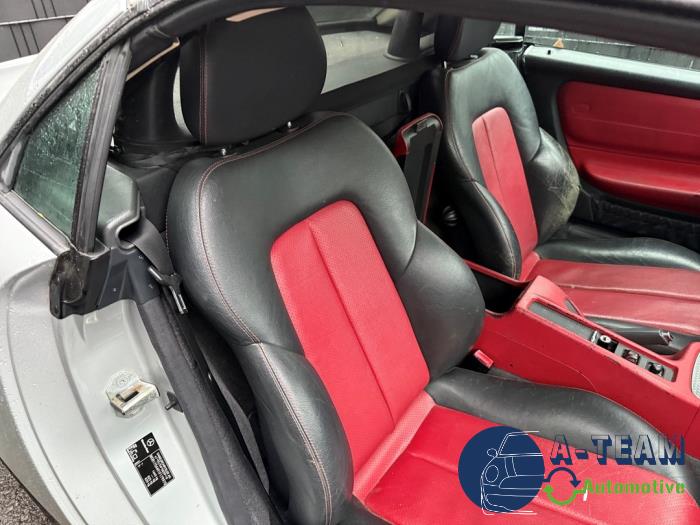 Mercedes SLK 2.3 230 K 16V Skrotfordon (2000, GRIJS)