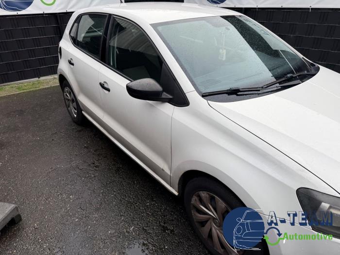 Volkswagen Polo V 1.2 12V BlueMotion Technology Skrotfordon (2012, WIT)