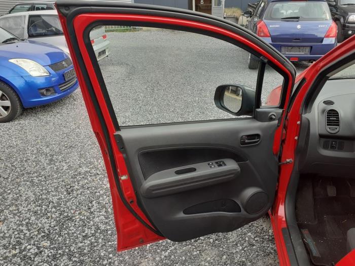 Suzuki Splash 1.0 12V Skrotfordon (2009, ROOD)