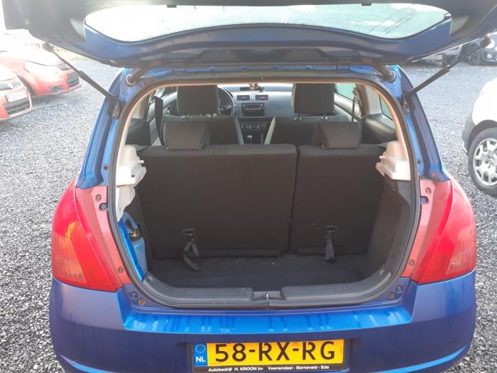 Suzuki Swift 1.3 VVT 16V Sloopvoertuig (2005, Blauw)
