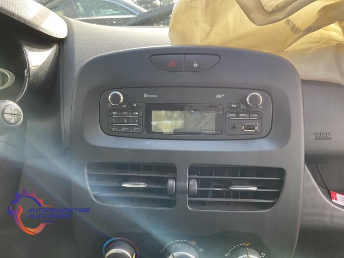 Renault Clio IV 1.5 dCi 75 FAP Sloopvoertuig (2015, Grijs)