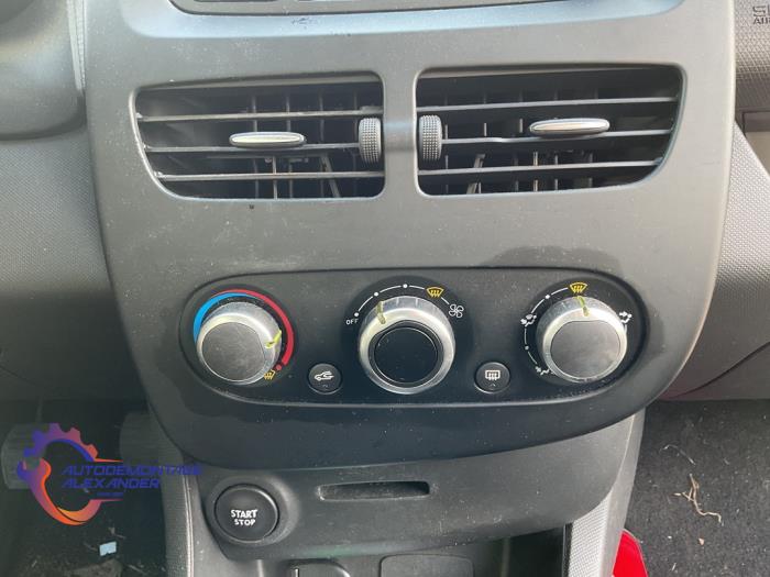 Renault Clio IV 1.5 dCi 75 FAP Sloopvoertuig (2015, Grijs)