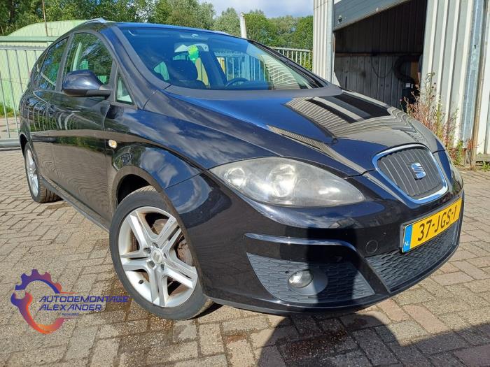 Seat Altea XL 1.4 TSI 16V Skrotfordon (2009, ZWART)