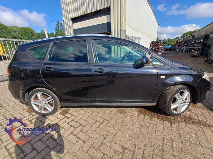 Seat Altea XL 1.4 TSI 16V Skrotfordon (2009, ZWART)