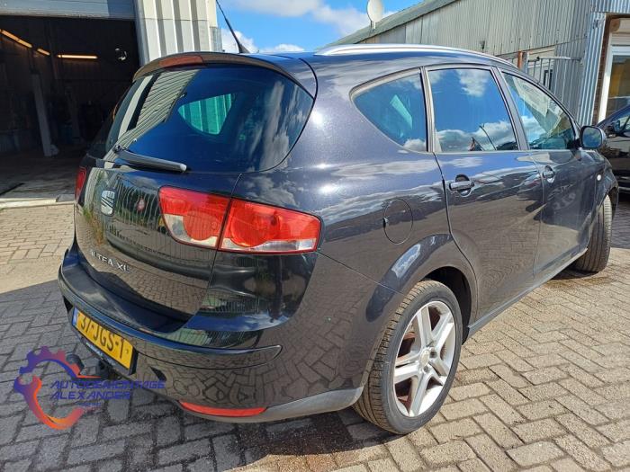 Seat Altea XL 1.4 TSI 16V Skrotfordon (2009, ZWART)