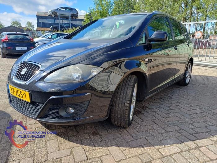 Seat Altea XL 1.4 TSI 16V Skrotfordon (2009, ZWART)