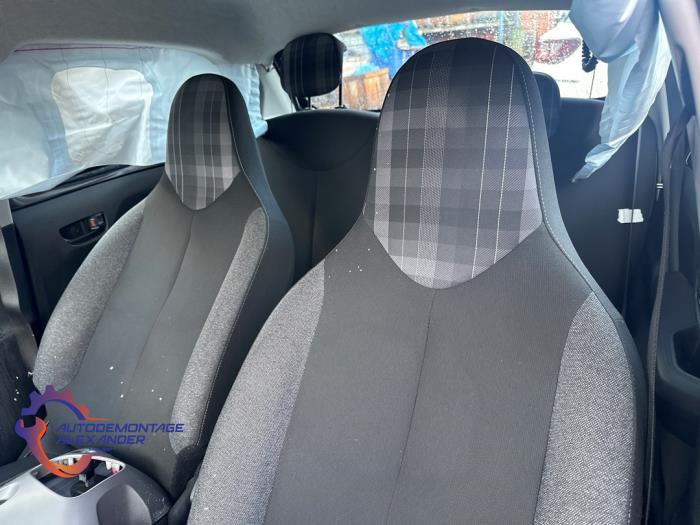 Peugeot 108 1.0 12V VVT-i Sloopvoertuig (2018, Zwart)