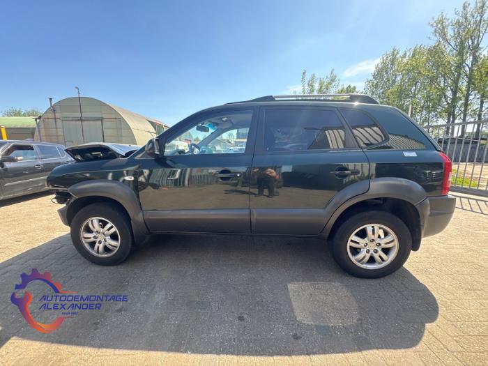 Hyundai Tucson 2.0 16V CVVT 4x2 Sloopvoertuig (2008, Groen)