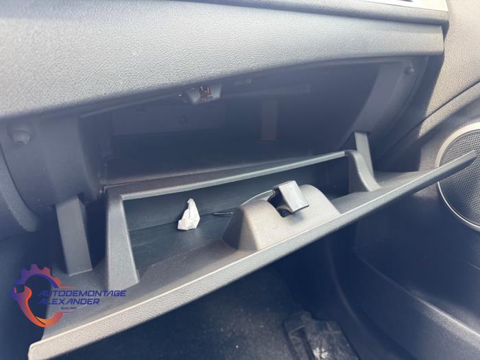 Renault Megane III Grandtour 1.4 16V TCe 130 Sloopvoertuig (2010, Grijs)