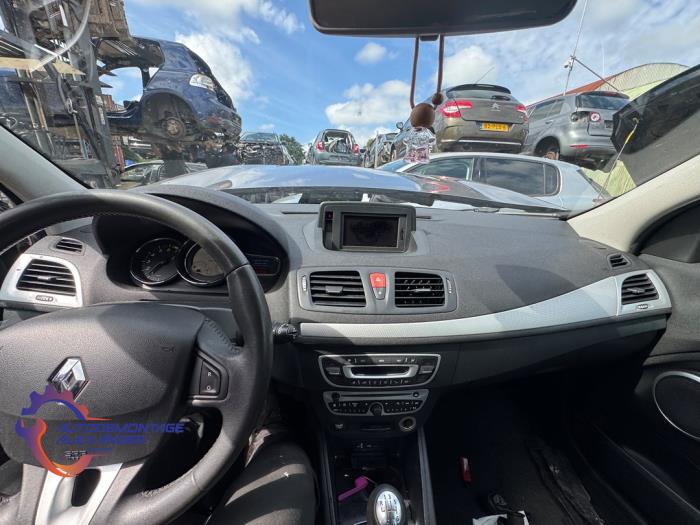 Renault Megane III Grandtour 1.4 16V TCe 130 Sloopvoertuig (2010, Grijs)