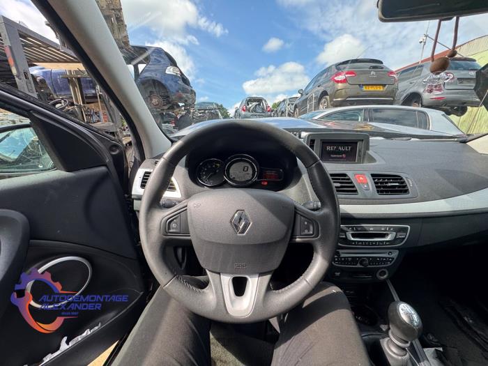 Renault Megane III Grandtour 1.4 16V TCe 130 Sloopvoertuig (2010, Grijs)