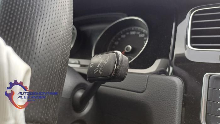 Volkswagen Golf VII 1.2 TSI 16V Sloopvoertuig (2014, Metallic, Zwart)