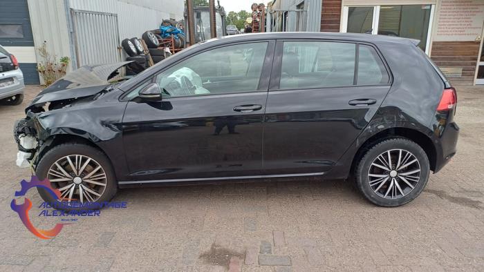 Volkswagen Golf VII 1.2 TSI 16V Sloopvoertuig (2014, Metallic, Zwart)