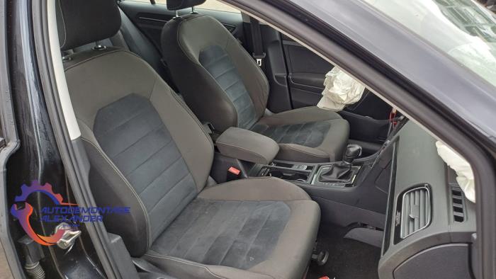 Volkswagen Golf VII 1.2 TSI 16V Sloopvoertuig (2014, Metallic, Zwart)