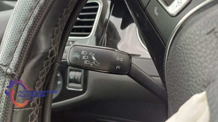 Volkswagen Golf VII 1.2 TSI 16V Sloopvoertuig (2014, Metallic, Zwart)