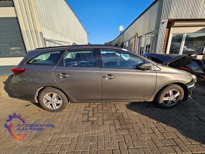 Toyota Auris Touring Sports 1.3 VVT-I 16V Sloopvoertuig (2016, Grijs)