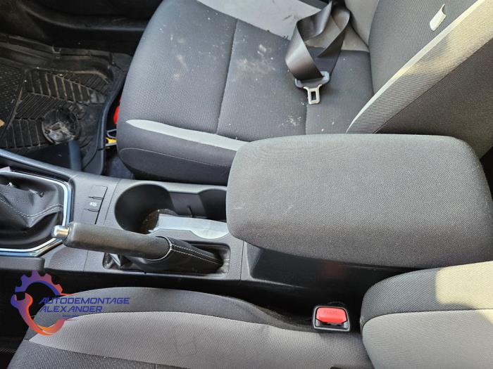 Toyota Auris Touring Sports 1.3 VVT-I 16V Sloopvoertuig (2016, Grijs)