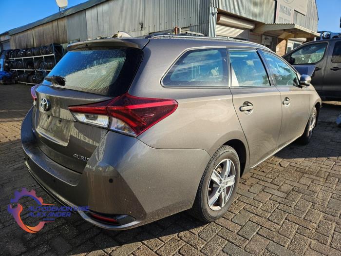 Toyota Auris Touring Sports 1.3 VVT-I 16V Sloopvoertuig (2016, Grijs)