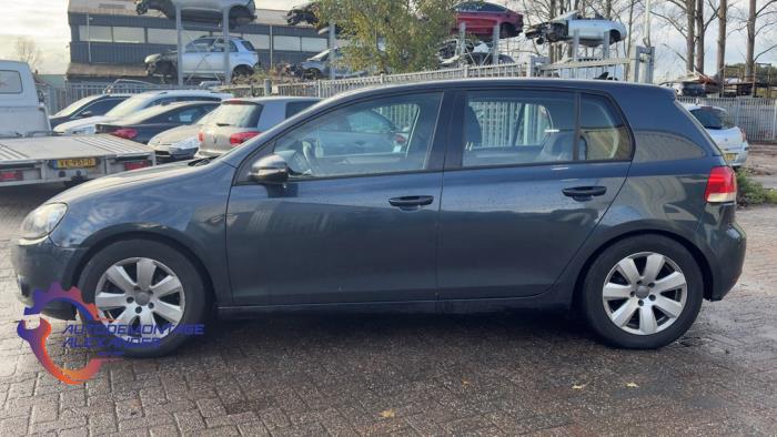 Volkswagen Golf VI 1.6 TDI 16V Sloopvoertuig (2010, Blauw)