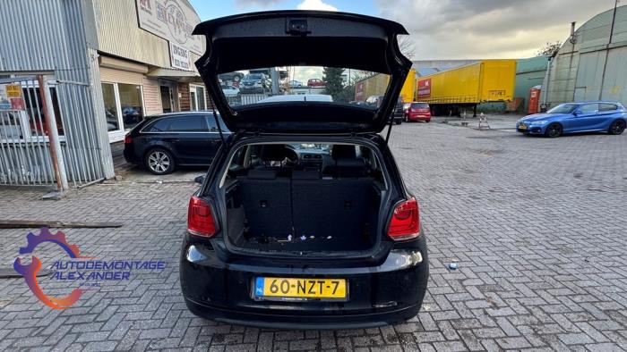 Volkswagen Polo V 1.2 TDI 12V BlueMotion Skrotfordon (2011, ZWART)