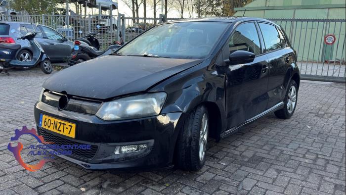 Volkswagen Polo V 1.2 TDI 12V BlueMotion Skrotfordon (2011, ZWART)