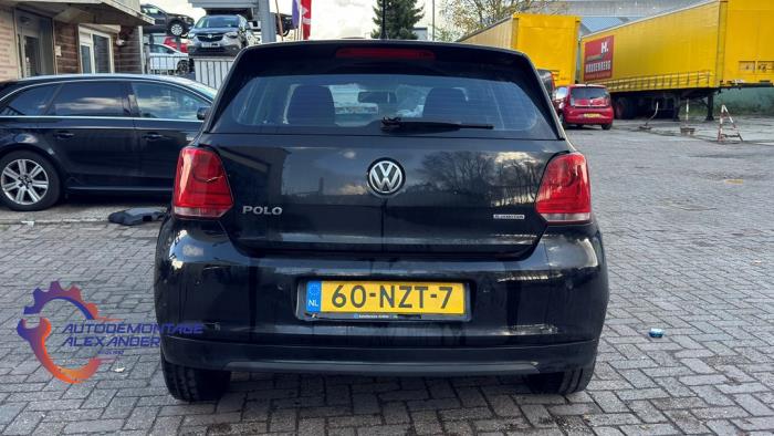 Volkswagen Polo V 1.2 TDI 12V BlueMotion Skrotfordon (2011, ZWART)