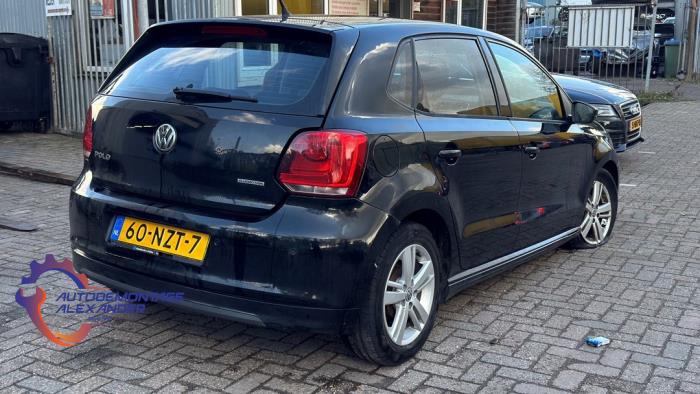Volkswagen Polo V 1.2 TDI 12V BlueMotion Skrotfordon (2011, ZWART)