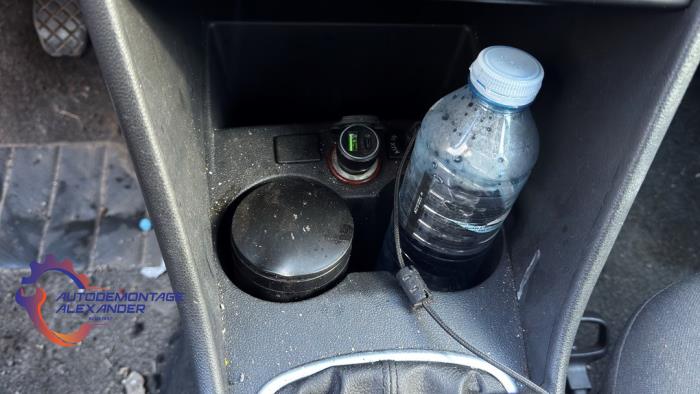 Volkswagen Polo V 1.2 TDI 12V BlueMotion Skrotfordon (2011, ZWART)