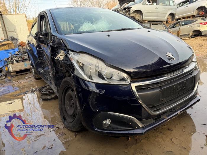 Peugeot 208 I 1.2 Vti 12V PureTech 82 Samochód złomowany (2016)