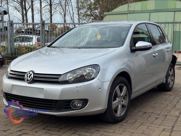 Volkswagen Golf VI 1.2 TSI BlueMotion Sloopvoertuig (2010, Zilvergrijs)