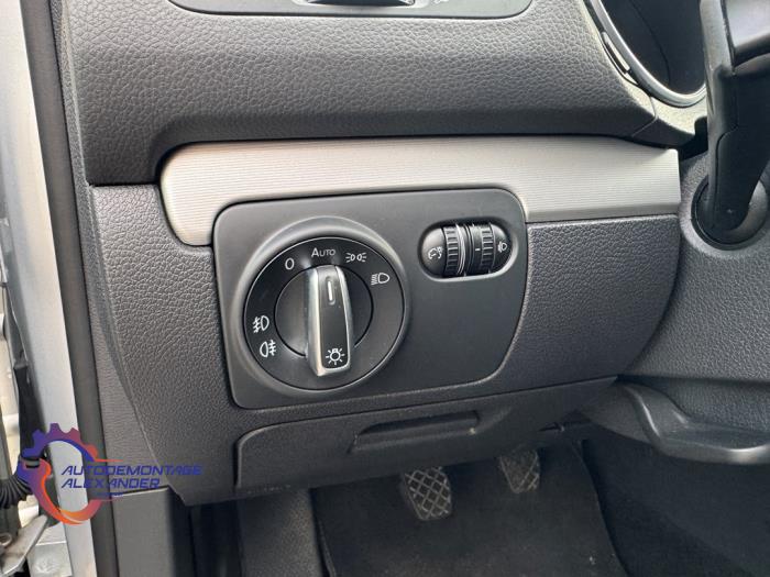 Volkswagen Golf VI 1.2 TSI BlueMotion Sloopvoertuig (2010, Zilvergrijs)