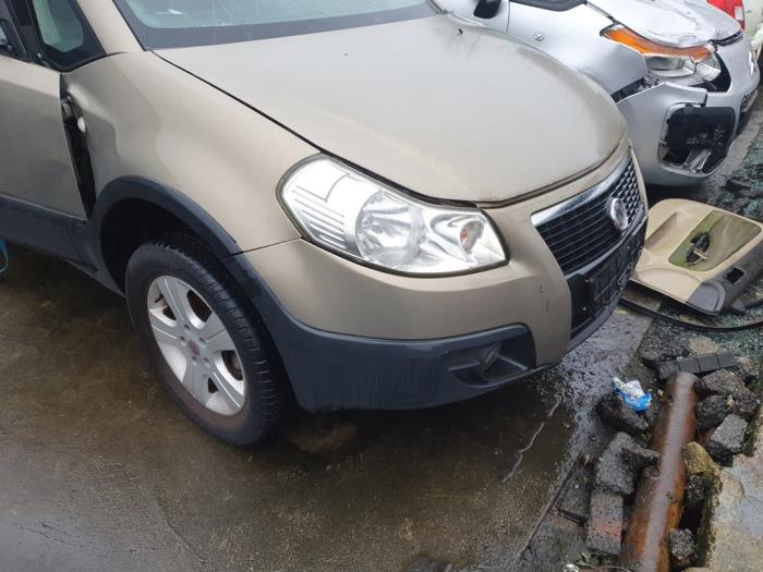 Fiat Sedici 1.6 16V Dynamic Samochód złomowany (2008, Bez)