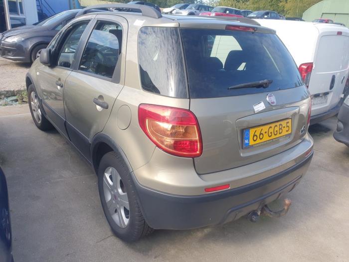 Fiat Sedici 1.6 16V Dynamic Samochód złomowany (2008, Bez)