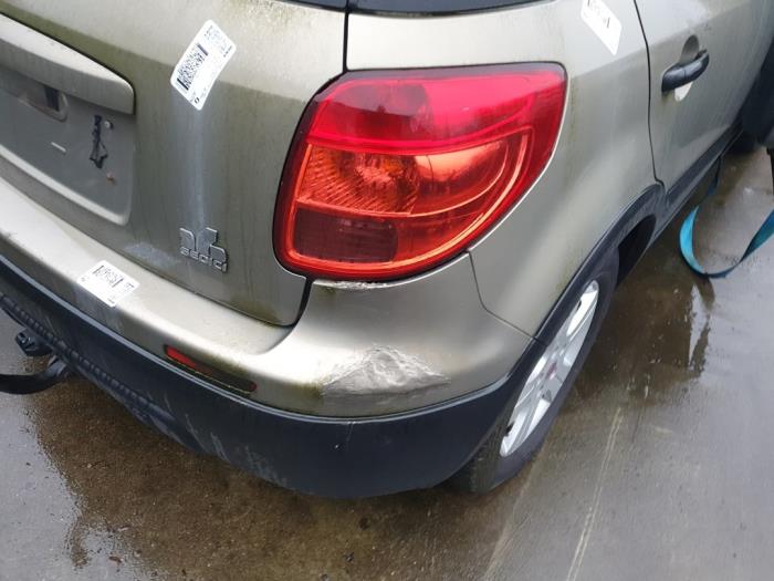 Fiat Sedici 1.6 16V Dynamic Samochód złomowany (2008, Bez)