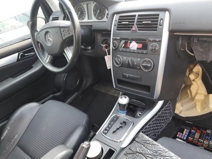 Mercedes B 2.0 B-200 16V Turbo Samochód złomowany (2006, Granit)