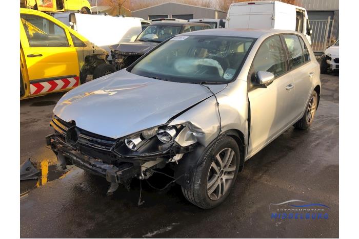 Volkswagen Golf VI 1.4 TSI 122 16V Skrotfordon (2009, REFLEXSILBER METALLIC)