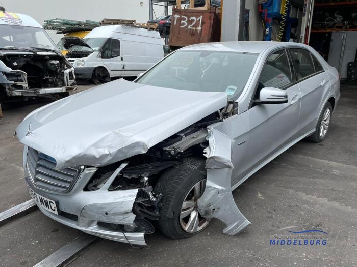 Mercedes E E-200 CDI 16V BlueEfficiency,BlueTEC Sloopvoertuig (2009, Zilver)