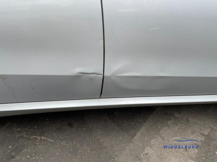 Mercedes E E-200 CDI 16V BlueEfficiency,BlueTEC Sloopvoertuig (2009, Zilver)