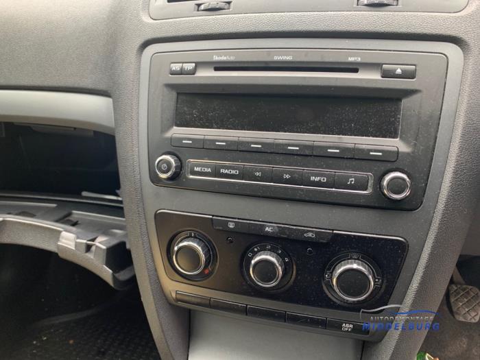 Skoda Octavia 1.4 TSI 16V Skrotfordon (2011)