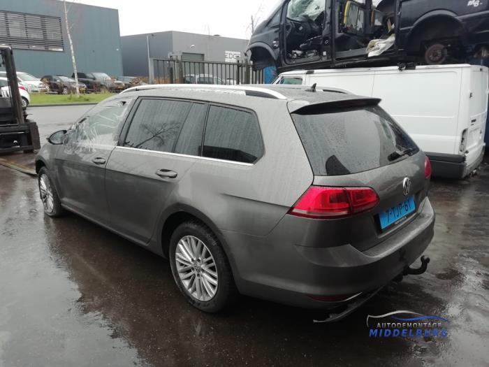 Volkswagen Golf VII Variant 1.6 TDI BlueMotion 16V Skrotfordon (2014, GRIJS)