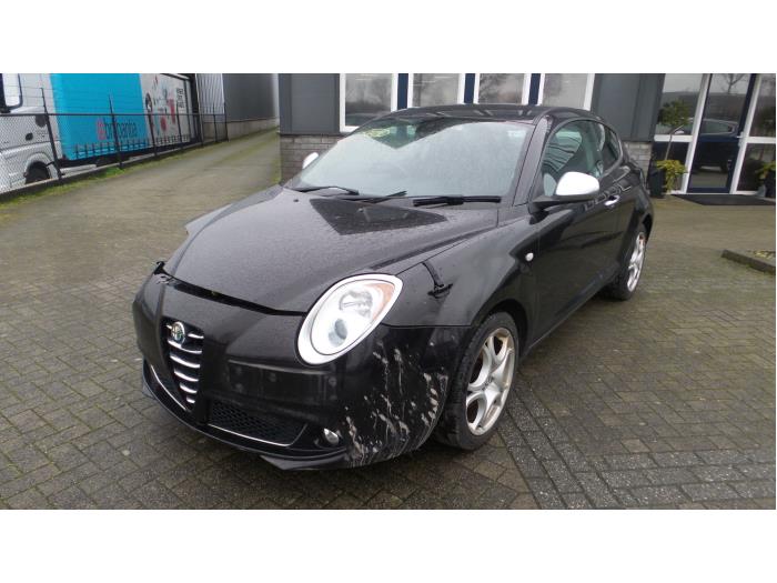 Alfa Romeo MiTo 1.4 Turbo 16V Skrotfordon (2010, ZWART MET)