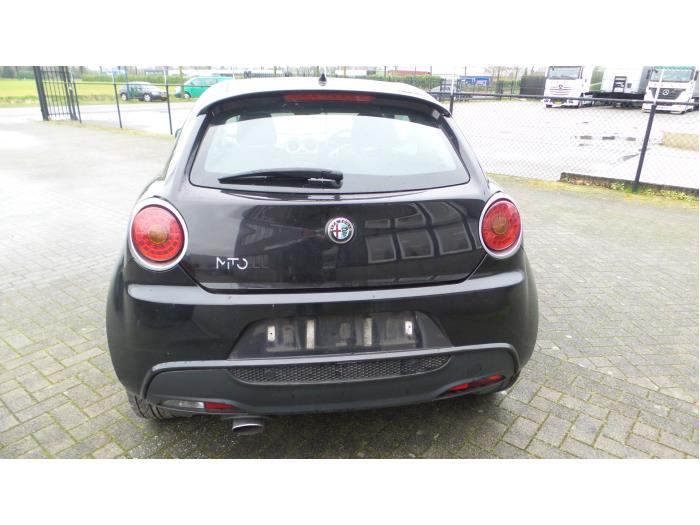 Alfa Romeo MiTo 1.4 Turbo 16V Skrotfordon (2010, ZWART MET)