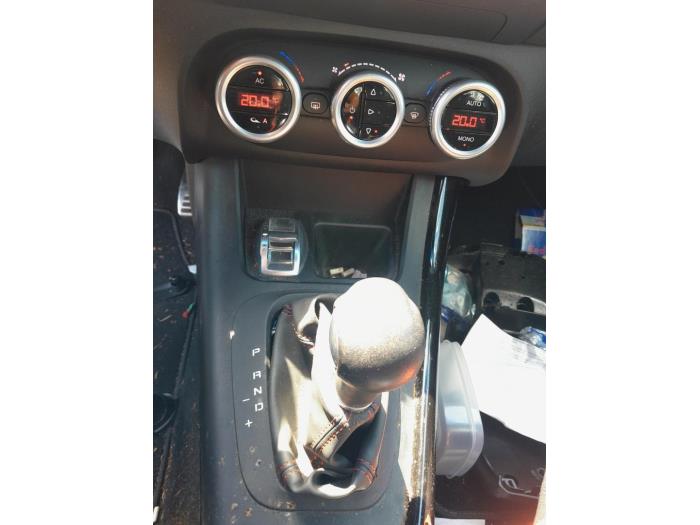 Alfa Romeo Giulietta 1.4 TB 16V MultiAir Sloopvoertuig (2012, Licht, Muisgrijs)