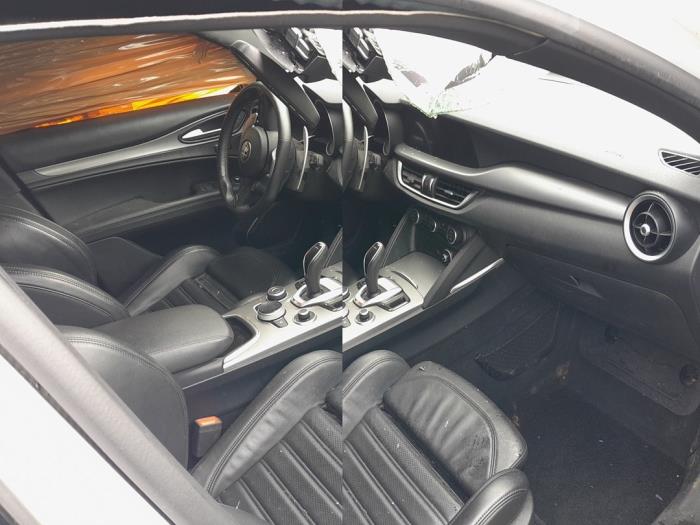 Alfa Romeo Stelvio 2.2d 16V 160 Sloopvoertuig (2021, Wit)