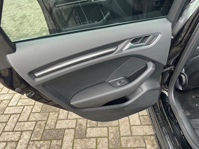 Audi A3 Sportback 1.4 TFSI ACT Ultra 16V Skrotfordon (2016, ZWART)