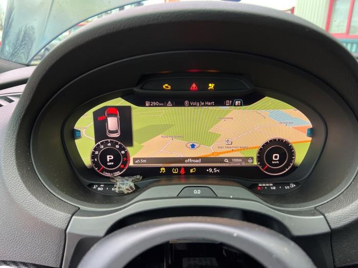 Audi A3 Sportback 1.4 TFSI ACT Ultra 16V Skrotfordon (2016, ZWART)