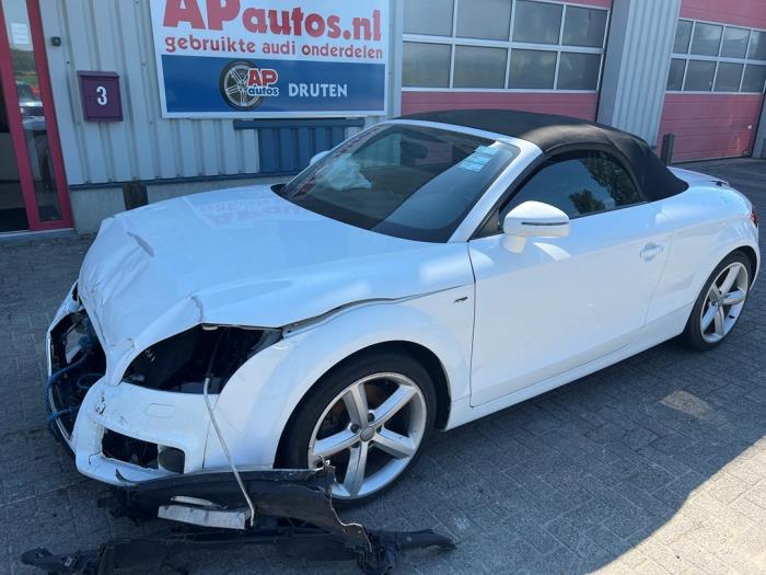 Audi TT Roadster 1.8 TFSI 16V Sloopvoertuig (2011, Wit)