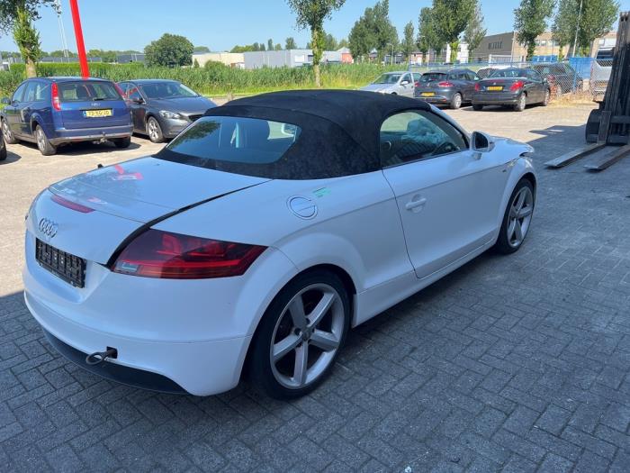 Audi TT Roadster 1.8 TFSI 16V Sloopvoertuig (2011, Wit)
