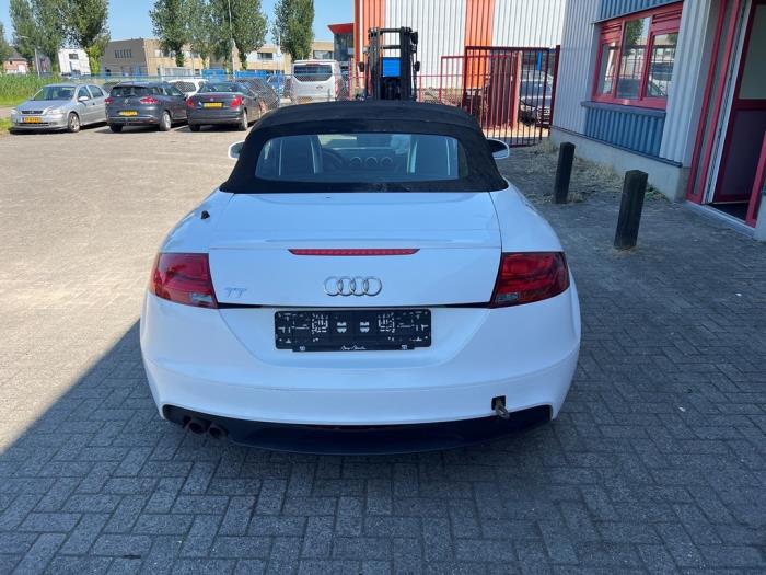 Audi TT Roadster 1.8 TFSI 16V Sloopvoertuig (2011, Wit)