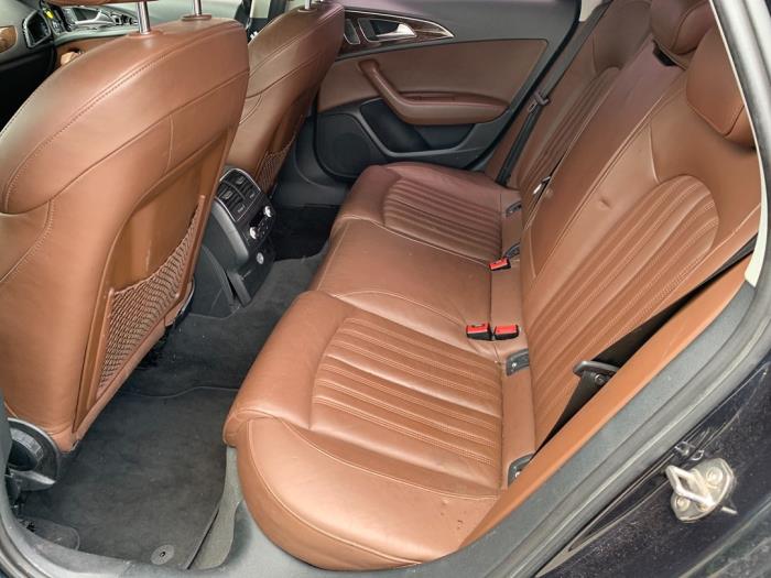 Audi A6 2.8 V6 24V FSI Skrotfordon (2012, BLAUW)